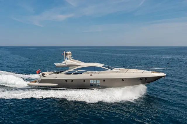 Azimut 86 — Yacht Hire Saint-Tropez, Saint-Tropez