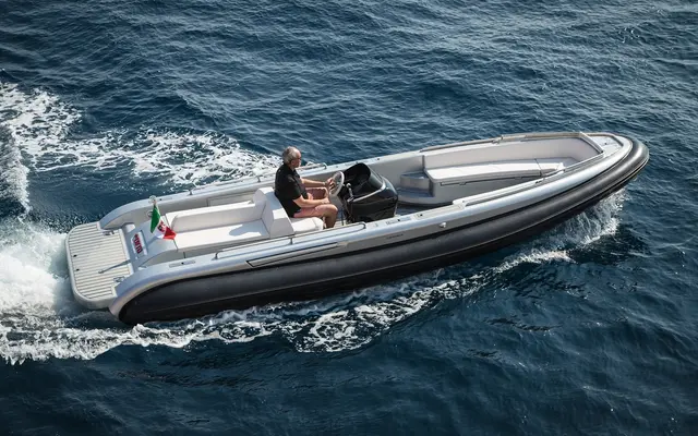 Dariel 7.5m — Yacht Hire Saint-Tropez, Saint-Tropez