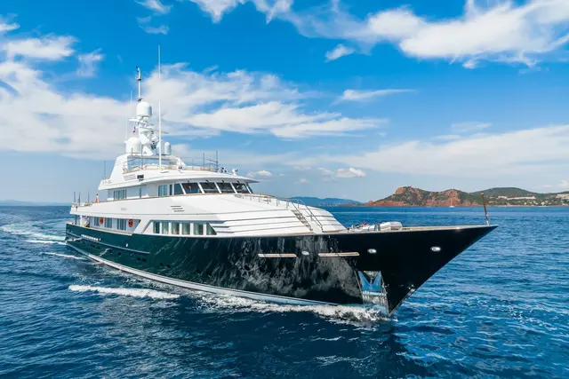 Emerald — Yacht Hire Saint-Tropez, Saint-Tropez