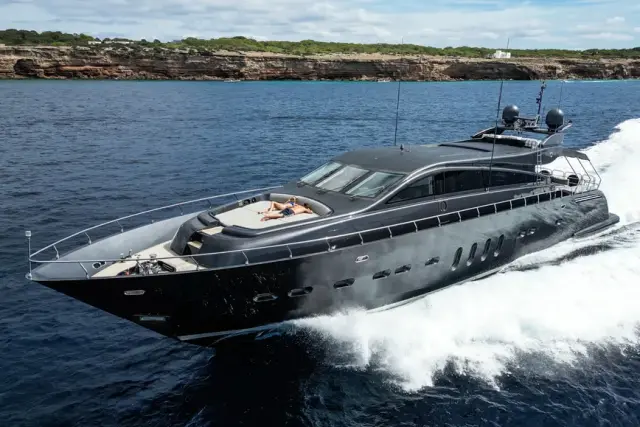 Leopard 31 — Yacht Hire Saint-Tropez, Saint-Tropez