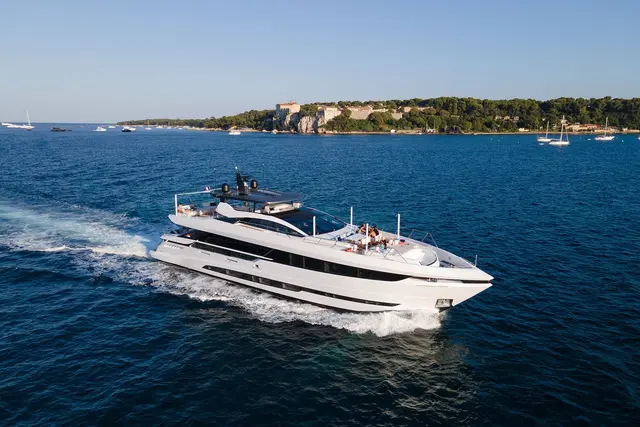 Mangusta 33 — Yacht Hire Saint-Tropez, Saint-Tropez