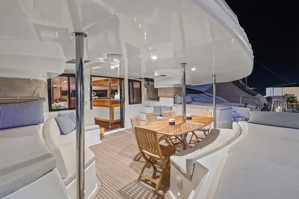 Moby-Dick, flybridge — Yacht Hire Saint-Tropez, Saint-Tropez. Wide decks by day, ten cabins by night