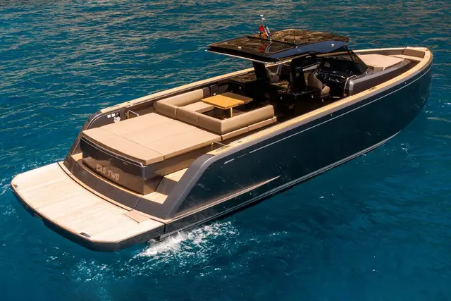 Pardo 50 — Yacht Hire Saint-Tropez, Saint-Tropez