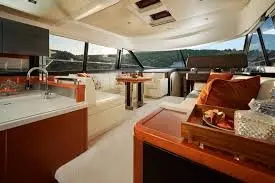 Prestige 550 FLY, flybridge — Yacht Hire Saint-Tropez, Saint-Tropez. Flybridge views and three cabins for easy evenings