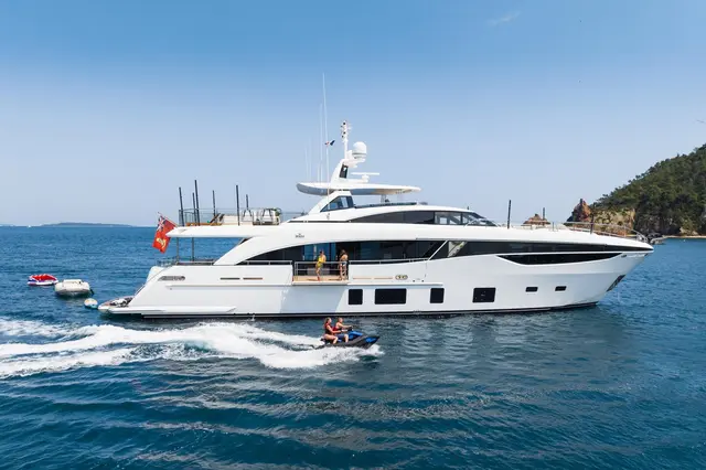 Princess 35M — Yacht Hire Saint-Tropez, Saint-Tropez