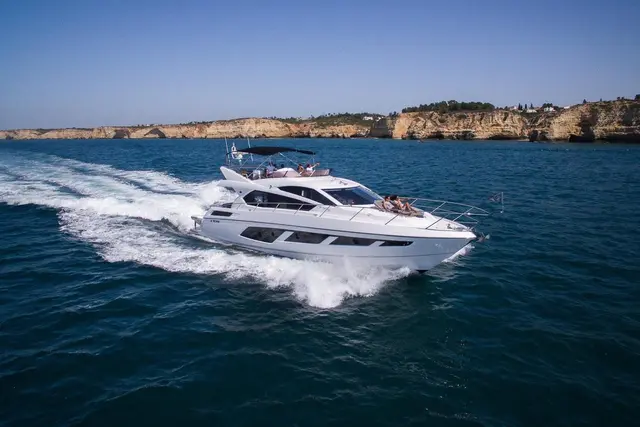 Manhattan 65 — Yacht Hire Saint-Tropez, Saint-Tropez