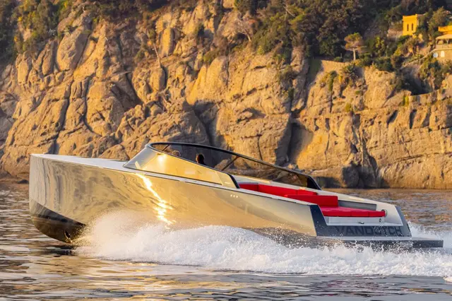 Vandutch 48 — Yacht Hire Saint-Tropez, Saint-Tropez