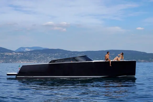 VanDutch 40 — Yacht Hire Saint-Tropez, Saint-Tropez